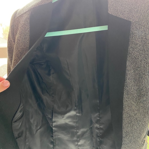 Jacket - Picture 2 of 6